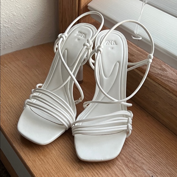Zara Elegant White Strappy Heels - Picture 1 of 3